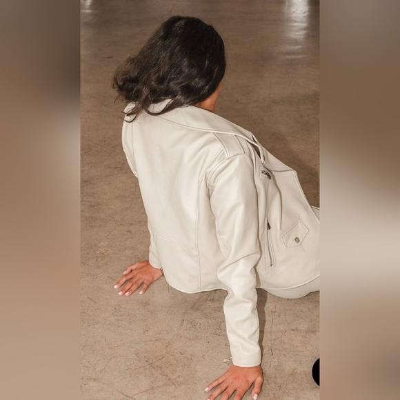 Lulus beige vegan Leather moto jacket - Picture 3 of 5